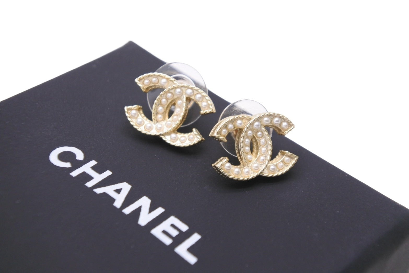 新品未使用 CHANEL シャネル ピアス ココマーク フェイクパール