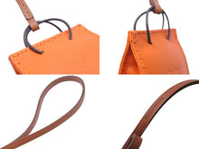 Load image into Gallery viewer, 新品同様 HERMES エルメス キーホルダー・キーチャーム アニョーミロ バッグチャーム D AM刻印 079065CA FEU/GOLD 中古 52620