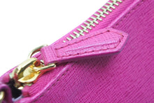 画像をギャラリービューアに読み込む, FENDI フェンディ ポーチ ワンショルダーバッグ 8M0271-F09 139-2354 レザー ピンク ゴールド金具 美品 中古 52631