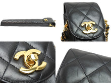 Load image into Gallery viewer, CHANEL シャネル マトラッセ チェーン ショルダー 折り畳み傘 ケース ラムスキン ブラック 小物 ココマーク 良品 中古 52718