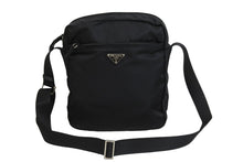 Load image into Gallery viewer, PRADA プラダ ショルダーバッグ 斜めがけバッグ トライアングルロゴ ナイロン ブラック シルバー金具 美品 中古 52981