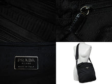 Load image into Gallery viewer, PRADA プラダ ショルダーバッグ 斜めがけバッグ トライアングルロゴ ナイロン ブラック シルバー金具 美品 中古 52981