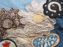 Load image into Gallery viewer, 極美品 KAPITAL キャピタル ショートパンツ 12.5ozデニム ワッペン リメイク K2306SP221 サイズ32 ブルー コットン 53272 中古品