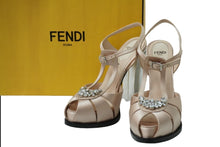画像をギャラリービューアに読み込む, FENDI フェンディ オープントゥビジュー サンダル パンプス イタリア製 サテン ピンク ベージュ シルバー サイズ37 美品 中古 53325