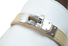 Load image into Gallery viewer, 極美品 HERMES エルメス 靴 シューズ ローファー ケリー金具 デスタン ホワイト ベージュ レザー 35 1/2 シルバー金具 中古 53342