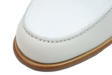 Load image into Gallery viewer, 極美品 HERMES エルメス 靴 シューズ ローファー ケリー金具 デスタン ホワイト ベージュ レザー 35 1/2 シルバー金具 中古 53342