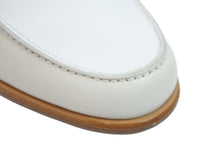 Load image into Gallery viewer, 極美品 HERMES エルメス 靴 シューズ ローファー ケリー金具 デスタン ホワイト ベージュ レザー 35 1/2 シルバー金具 中古 53342