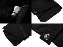 Load image into Gallery viewer, 新品同様 CHROME HEARTS クロムハーツ コート モッズコート クロスパッチ ブラック ナイロン シルク ラムレザー サイズL 中古 53450