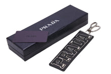 Load image into Gallery viewer, 極美品 PRADA プラダ キーリング キーホルダー 2TL254 イタリア製 サフィアーノレザー メタル ブラック グレー シルバー 中古 53689