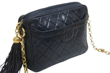 Load image into Gallery viewer, CHANEL シャネル ココマーク チェーンショルダーバッグ 斜めがけバッグ 5番台 ラムスキン ネイビー ゴールド金具 美品 中古 53792