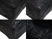 Load image into Gallery viewer, CHANEL シャネル ココマーク チェーンショルダーバッグ 斜めがけバッグ 5番台 ラムスキン ネイビー ゴールド金具 美品 中古 53792
