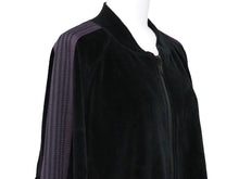 画像をギャラリービューアに読み込む, 極美品 Needles ニードルス ジャージ トラックジャケット サイズXL JO227 ベロア ブラック パープル 中古 53854