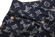 Load image into Gallery viewer, LOUIS VUITTON ルイ・ヴィトン 18AW モノグラム デニムパンツ ネイビー キムジョーンズ ロゴ HFD11WGUO 30 美品 中古 54031