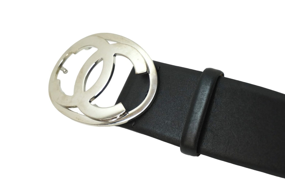 【シャネル CHANEL 】ココマーク レザー ベルト ヴィンテージ CHANEL (シャネル) ヴィンテージ デカココ ココマーク レザー ベルト