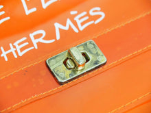 Load image into Gallery viewer, HERMES エルメス ハンドバッグ ビニールケリー クリアオレンジ ゴールド金具 ターンロック 1998年製 美品 中古 54109