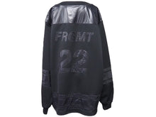 Load image into Gallery viewer, 極美品 MONCLER × Fragment モンクレール × フラグメント ホッケージャージー H209U8G00004 ブラック サイズL 中古 54255