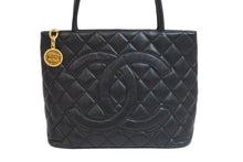 画像をギャラリービューアに読み込む, CHANEL シャネル 復刻トート 7番台 ハンドバッグ ココマーク キャビアスキン ブラック ゴールド金具 美品 中古 54298