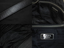 Load image into Gallery viewer, PRADA プラダ ハンドバッグ ワンショルダー 三角プレート ブラック ナイロン BR3332 シルバー金具 良品 中古 54324