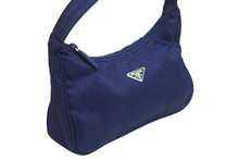 Load image into Gallery viewer, 極美品 PRADA プラダ ハンドバッグ ワンショルダー MV515 ホーボー ミニバッグ 三角ロゴ ブルー ナイロン 中古 54349
