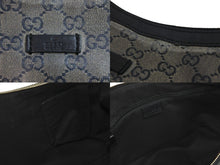 画像をギャラリービューアに読み込む, GUCCI グッチ GGクリスタル ショルダーバッグ PVC レザー シルバー グレー ブラック 181092 1669 良品 中古 54352