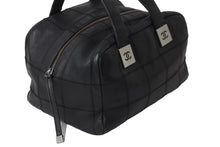 画像をギャラリービューアに読み込む, CHANEL シャネル チョコバー ハンドバッグ ミニボストンバッグ 8番台 A24184 ラムスキン ブラック シルバー 美品 中古 54400