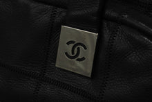 画像をギャラリービューアに読み込む, CHANEL シャネル チョコバー ハンドバッグ ミニボストンバッグ 8番台 A24184 ラムスキン ブラック シルバー 美品 中古 54400