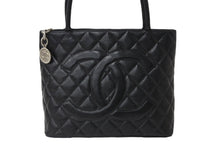 Load image into Gallery viewer, [USED/中古]CHANEL シャネル トートバッグ A01804 ブラック キャビアスキン シルバー金具 Bランク 中古 54454