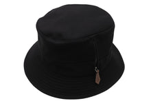 Load image into Gallery viewer, 極美品 HERMES エルメス 帽子 ハット バケット ブラック コットン 毛 サイズ59 シルバー金具 中古 54471