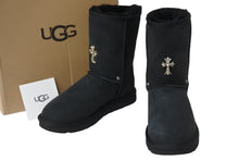 画像をギャラリービューアに読み込む, 新品未使用 CHROME HEARTS クロムハーツ UGG アグ ムートンブーツ CHクロス シープスキン シルバー925 ブラック 23 中古 54503
