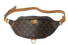 Load image into Gallery viewer, LOUIS VUITTON ルイヴィトン ボディバッグ M43644 バムバッグ ブラウン モノグラムキャンバス ゴールド金具 美品 中古 54528
