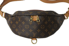 Load image into Gallery viewer, LOUIS VUITTON ルイヴィトン ボディバッグ M43644 バムバッグ ブラウン モノグラムキャンバス ゴールド金具 美品 中古 54528