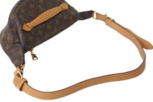 Load image into Gallery viewer, LOUIS VUITTON ルイヴィトン ボディバッグ M43644 バムバッグ ブラウン モノグラムキャンバス ゴールド金具 美品 中古 54528