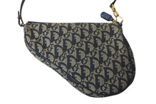 Load image into Gallery viewer, Christian DIor クリスチャンディオール サドル ポーチ ワンショルダーバック MC1021 トロッター柄 ネイビー 美品 中古 54539