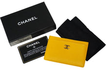 画像をギャラリービューアに読み込む, 極美品 CHANEL シャネル カードケース ココマーク 6番台 2000年 イエロー レザー ゴールド金具 フランス製 中古 54541