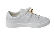 Load image into Gallery viewer, 新品未使用 23年 エルメス レザー スニーカー 白 ローズゴールド金具 ケリーバックル 36.5サイズ 中古 54550