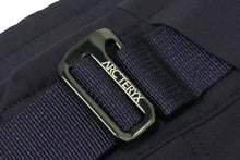 画像をギャラリービューアに読み込む, ARC'TERYX アークテリクス ショートパンツ 膝丈 サイズ30 ナイロン ポリウレタン ネイビー シルバー金具 メンズ 美品 中古 54611