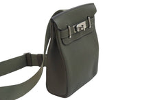 Load image into Gallery viewer, 新品同様 エルメス HERMES アッカドPM U刻印 ワンショルダーバッグ カーキ 新型 シルバー金具 中古 54684