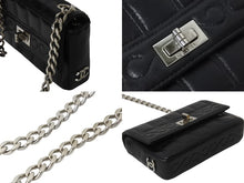 画像をギャラリービューアに読み込む, CHANEL シャネル 2.55チョコバーチェーンミニショルダーバッグ ラムスキン 6番台 ブラック シルバー金具 美品 中古 54822