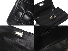 画像をギャラリービューアに読み込む, CHANEL シャネル 2.55チョコバーチェーンミニショルダーバッグ ラムスキン 6番台 ブラック シルバー金具 美品 中古 54822