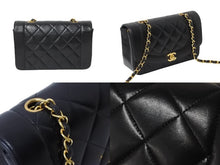 画像をギャラリービューアに読み込む, 極美品 CHANEL シャネル ショルダーバッグ ダイアナ マトラッセ 22cm 4番台 ラムスキン ブラック ゴールド金具 中古 54825