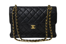 Load image into Gallery viewer, CHANEL シャネル ショルダーバッグ マトラッセ30 ダブルフェイス チェーンショルダー 4番台 ブラック ラムスキン 美品 中古 54844
