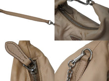 Load image into Gallery viewer, 極美品 PRADA プラダ ショルダーバッグ Re Edition 2006 2WAY 三角ロゴ カメオ ベージュ ナイロン 1BH172 シルバー金具 中古 54859