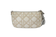 Load image into Gallery viewer, Christian Dior クリスチャンディオール ハンドバッグ ポーチ 00-LU-1018 ベージュ シルバー金具 美品 中古 54866