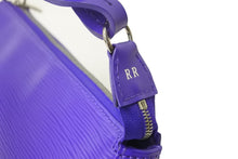 画像をギャラリービューアに読み込む, 新品同様 LOUIS VUITTON ルイヴィトン ハンドバッグ M40822 ポシェット アクセソワール エピ フィグ シルバー金具 中古 54939