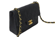 画像をギャラリービューアに読み込む, CHANEL シャネル ショルダーバッグ ミニマトラッセ ココマーク ブラック 1番台 ラムスキン ゴールド金具 美品 中古 54983