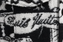 画像をギャラリービューアに読み込む, 新品同様 LOUIS VUITTON ルイヴィトン 23SS LVコミックストラッカー ジャケット ブラック ホワイト M RM231 VY6 HOY60W 中古 55069