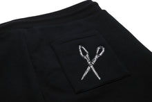 Load image into Gallery viewer, 極美品 LOUIS VUITTON ルイヴィトン ショートパンツ 23SS LVマルチツールエンブロイダリー ブラック RM231 IHN HOY90W 中古 55151