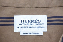 Load image into Gallery viewer, 新品同様 HERMES エルメス 半袖シャツ ストライプ 22年 ブラウン ネイビー コットン フランス製 中古 55154