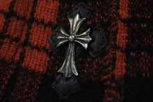 画像をギャラリービューアに読み込む, CHROME HEARTS クロムハーツ スカート チェック柄 CHクロス レッド ブラック カシミヤ シルバー925 サイズS 美品 中古 55156