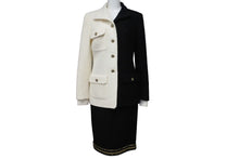 Load image into Gallery viewer, 極美品 CHANEL シャネル セットアップ ジャケット スカート ツイード サイズ34/36 P64582V19676 P56912V30555 中古 55280